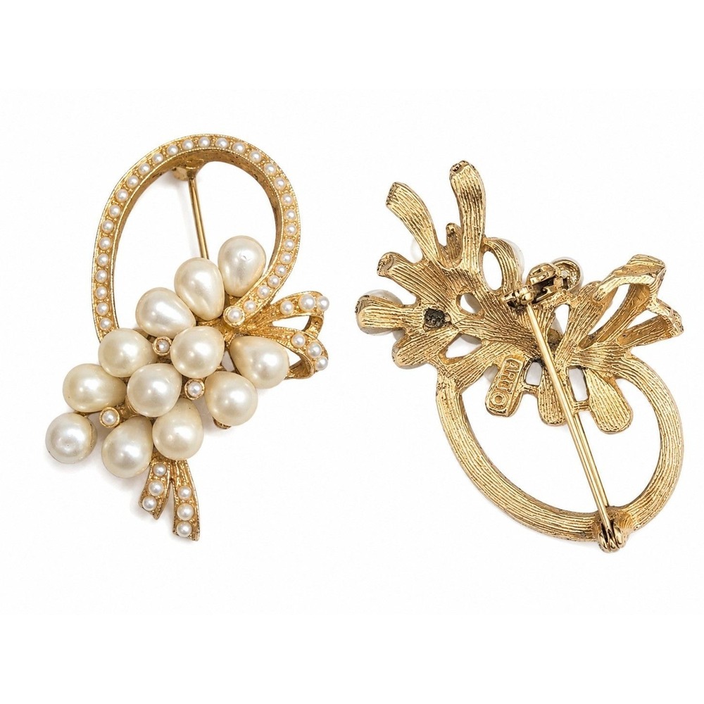 Vintage ART Arthur Pepper Gold Tone Faux Pearl Cluster Bow Brooch Pin Signed